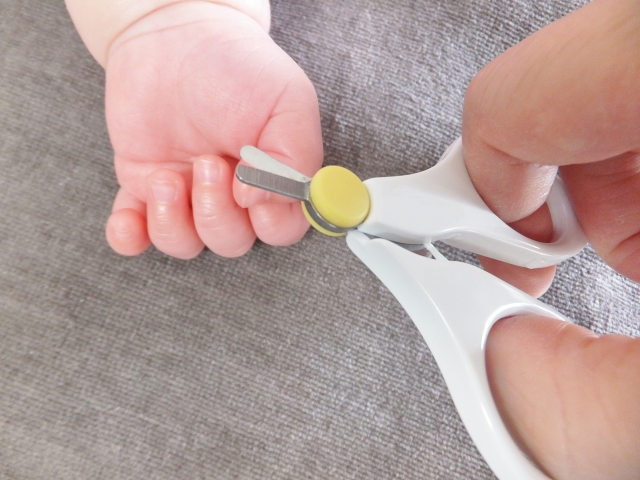 赤ちゃん爪切りハサミ